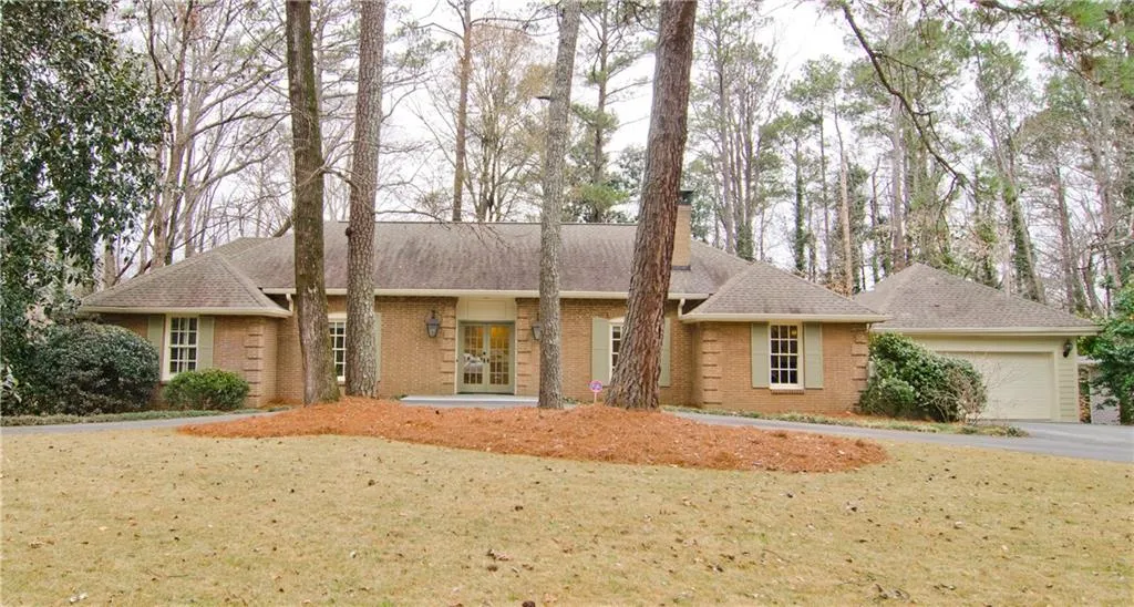 2856 Ridge Valley Road Nw, Atlanta, Georgia 30327, 5 Bedrooms Bedrooms, ,3 BathroomsBathrooms,Residential,Sold,2856 Ridge Valley Road Nw,5946950