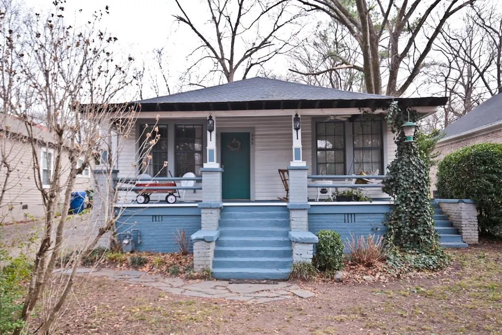 955 Hall Place Nw, Atlanta, Georgia 30318, 3 Bedrooms Bedrooms, ,1 BathroomBathrooms,Residential,Sold,955 Hall Place Nw,5955241