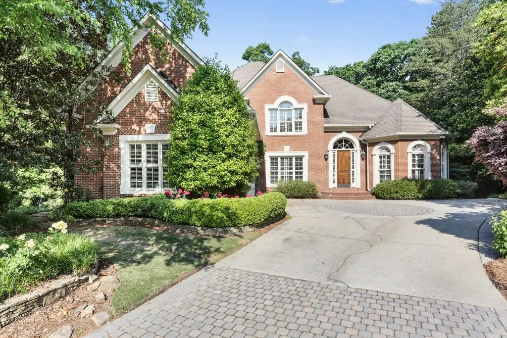 4070 Paran Pointe Drive Nw, Atlanta, Georgia 30327, 6 Bedrooms Bedrooms, ,5 BathroomsBathrooms,Residential,Sold,4070 Paran Pointe Drive Nw,5952677
