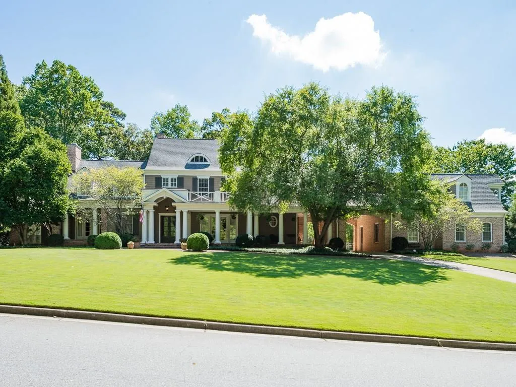 30 Old Ridgewood Place Nw, Atlanta, Georgia 30327, 5 Bedrooms Bedrooms, ,5 BathroomsBathrooms,Residential,Sold,30 Old Ridgewood Place Nw,5968271