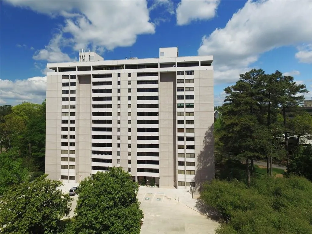 3530 Piedmont Avenue Unit 15i, Atlanta, Georgia 30305, 2 Bedrooms Bedrooms, ,2 BathroomsBathrooms,Residential,Sold,3530 Piedmont Avenue Unit 15i,5964540