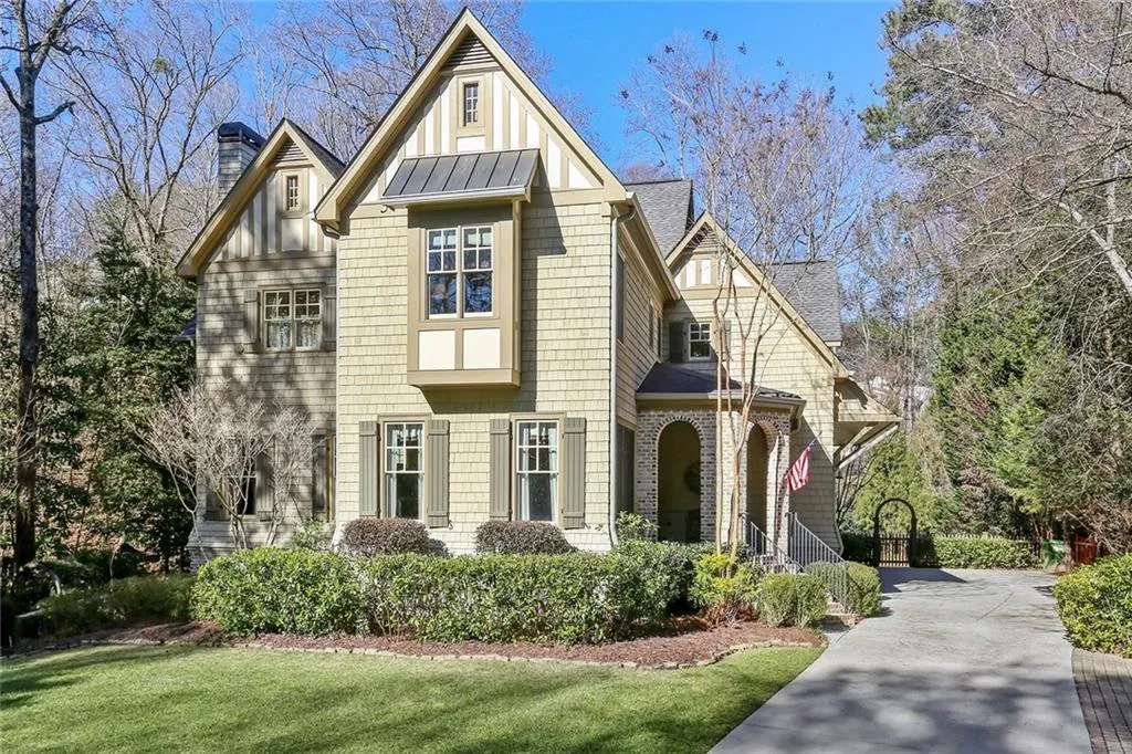 3830 Randall Farm Road Se, Atlanta, Georgia 30339, 6 Bedrooms Bedrooms, ,6 BathroomsBathrooms,Residential,Sold,3830 Randall Farm Road Se,5958171