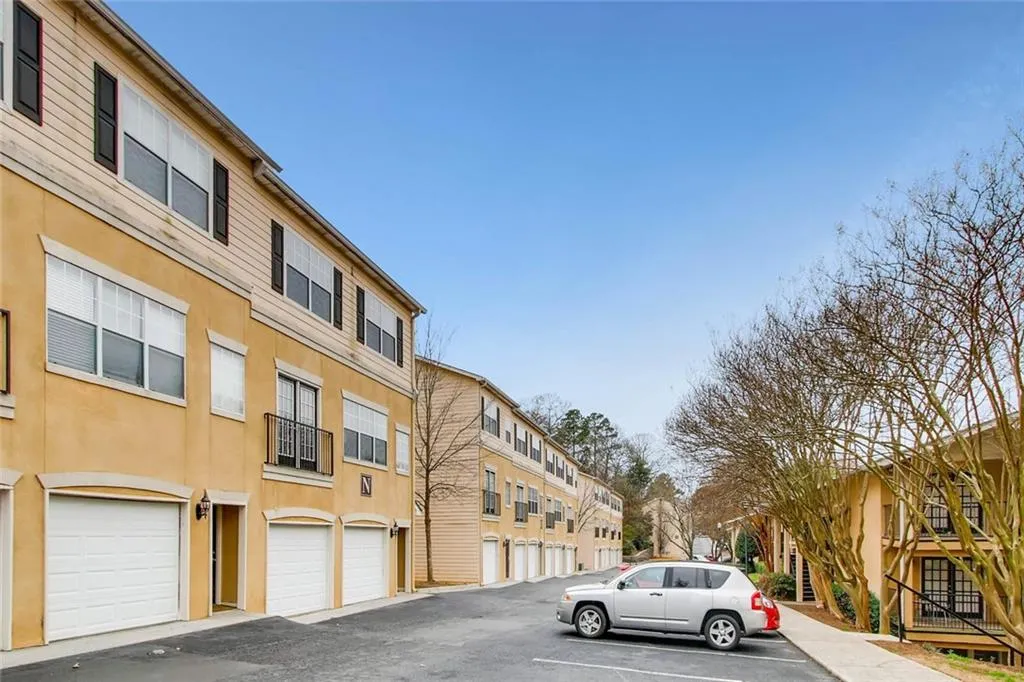 1150 Collier Road Nw Unit N4, Atlanta, Georgia 30318, 2 Bedrooms Bedrooms, ,2 BathroomsBathrooms,Residential,Sold,1150 Collier Road Nw Unit N4,5968320