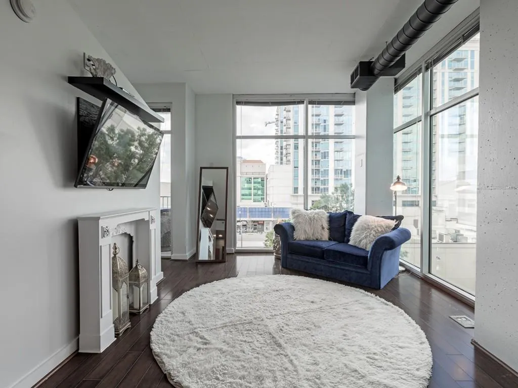 250 Pharr Road Ne Unit 707, Atlanta, Georgia 30305, 1 Bedroom Bedrooms, ,1 BathroomBathrooms,Residential,Sold,250 Pharr Road Ne Unit 707,5969421