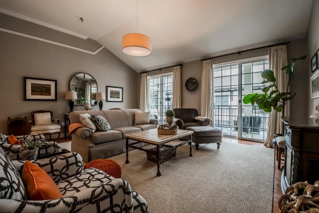 3101 Howell Mill Road Unit 327, Atlanta, Georgia 30327, 3 Bedrooms Bedrooms, ,2 BathroomsBathrooms,Residential,Sold,3101 Howell Mill Road Unit 327,5963230
