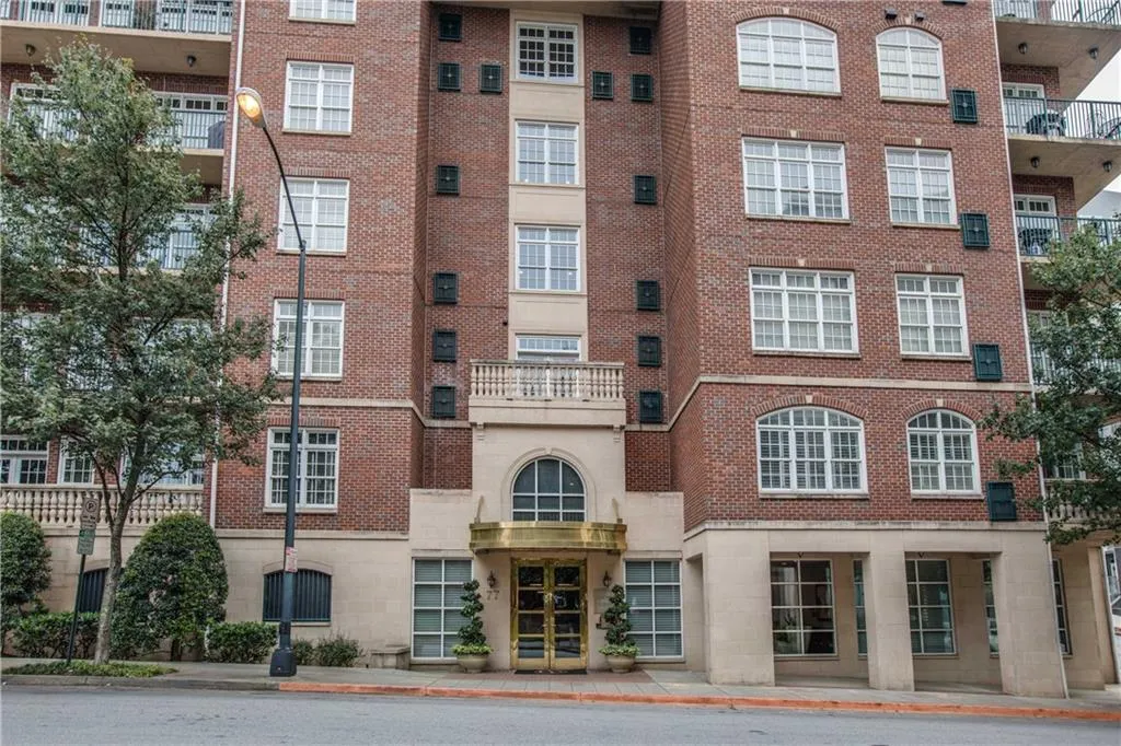77 Peachtree Place Ne Unit 508, Atlanta, Georgia 30309, 2 Bedrooms Bedrooms, ,2 BathroomsBathrooms,Residential,Sold,77 Peachtree Place Ne Unit 508,5968252