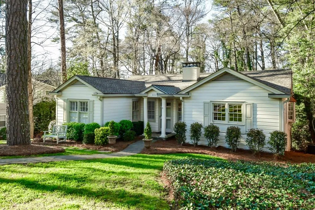915 Glenbrook Drive Nw, Atlanta, Georgia 30318, 4 Bedrooms Bedrooms, ,3 BathroomsBathrooms,Residential,Sold,915 Glenbrook Drive Nw,5973573