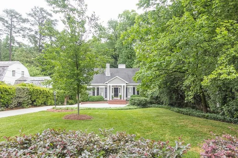 3295 Habersham Road Nw, Atlanta, Georgia 30305, 5 Bedrooms Bedrooms, ,4 BathroomsBathrooms,Residential,Sold,3295 Habersham Road Nw,5694927