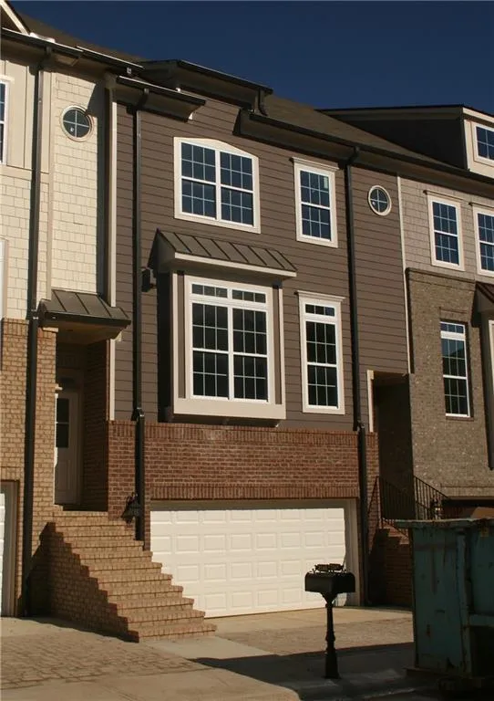 2146 Old Georgian Terrace Nw Unit 289, Atlanta, Georgia 30318, 3 Bedrooms Bedrooms, ,3 BathroomsBathrooms,Residential,Sold,2146 Old Georgian Terrace Nw Unit 289,5714353