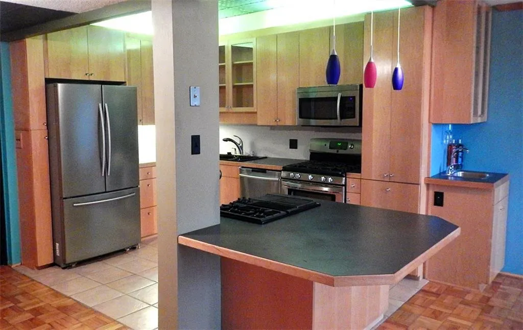 2965 Pharr Court S Unit 415, Atlanta, Georgia 30305, 3 Bedrooms Bedrooms, ,2 BathroomsBathrooms,Residential,Sold,2965 Pharr Court S Unit 415,5717130