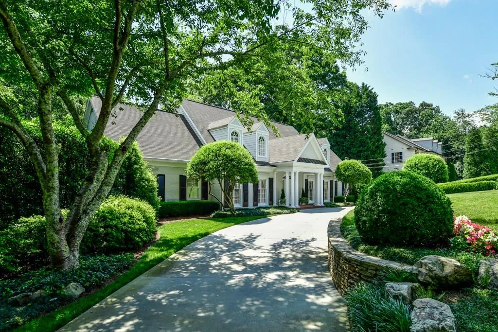 3584 Rembrandt Road Nw, Atlanta, Georgia 30327, 6 Bedrooms Bedrooms, ,5 BathroomsBathrooms,Residential,Sold,3584 Rembrandt Road Nw,5976648