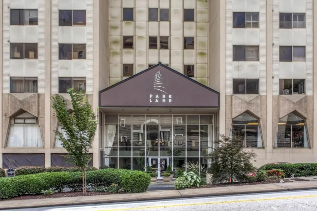 2479 Peachtree Road Ne Unit 308, Atlanta, Georgia 30305, 1 Bedroom Bedrooms, ,1 BathroomBathrooms,Residential,Sold,2479 Peachtree Road Ne Unit 308,5736641