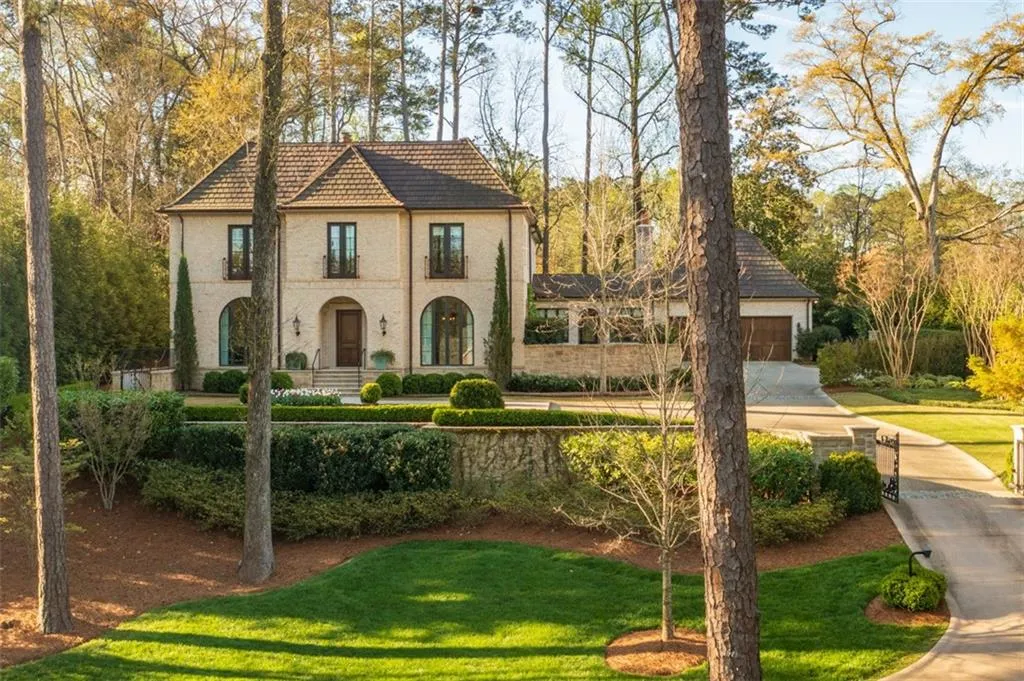 310 Pineland Road Nw, Atlanta, Georgia 30342, 5 Bedrooms Bedrooms, ,5 BathroomsBathrooms,Residential,Sold,310 Pineland Road Nw,7048538