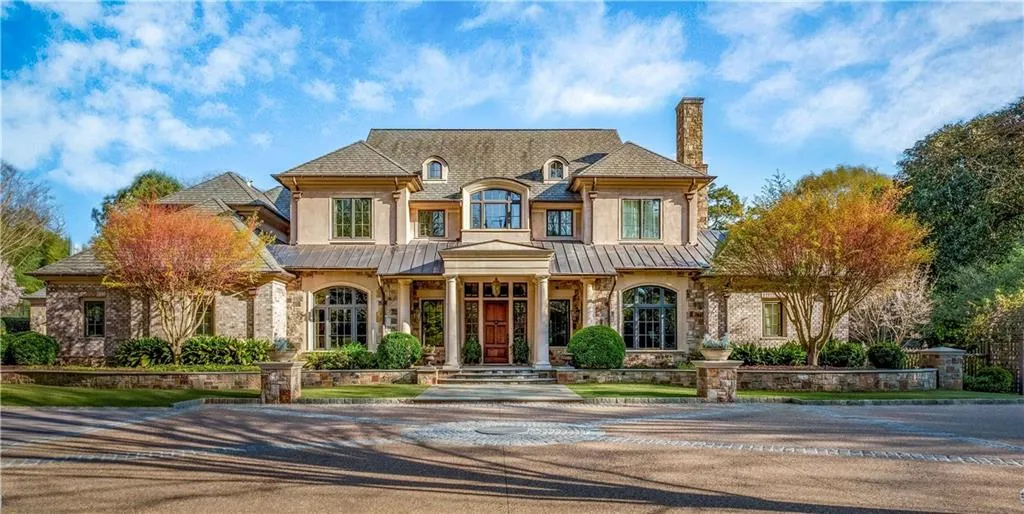 2874 Rivermeade Drive Nw, Atlanta, Georgia 30327, 6 Bedrooms Bedrooms, ,8 BathroomsBathrooms,Residential,Sold,2874 Rivermeade Drive Nw,7033406