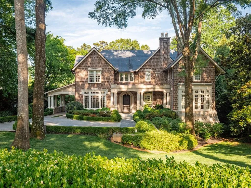 2855 Arden Road Nw, Atlanta, Georgia 30327, 6 Bedrooms Bedrooms, ,6 BathroomsBathrooms,Residential,Sold,2855 Arden Road Nw,7053143