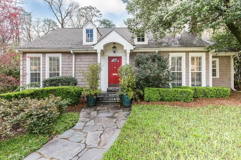 2035 Dellwood Drive Nw, Atlanta, Georgia 30309, 3 Bedrooms Bedrooms, ,2 BathroomsBathrooms,Residential,Sold,2035 Dellwood Drive Nw,5983046