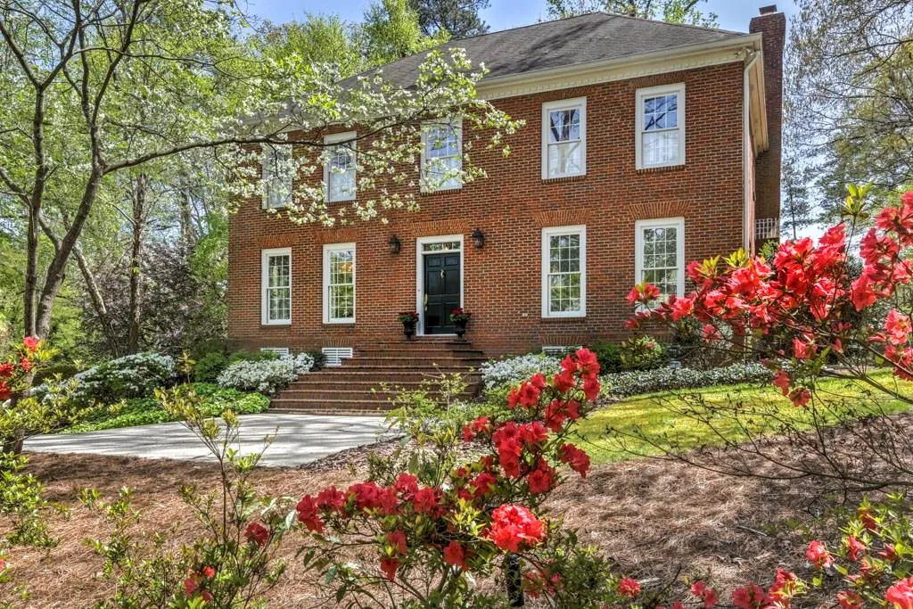 2870 Vinings Way Se, Atlanta, Georgia 30339, 5 Bedrooms Bedrooms, ,3 BathroomsBathrooms,Residential,Sold,2870 Vinings Way Se,5996555