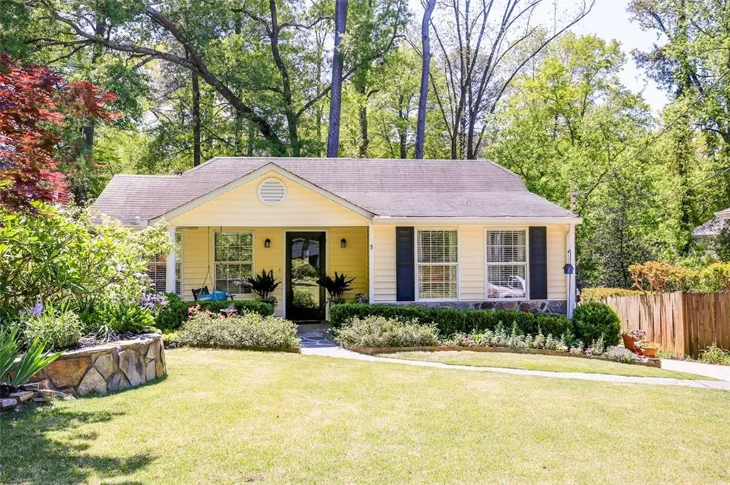 9 East Drive Ne, Atlanta, Georgia 30305, 3 Bedrooms Bedrooms, ,3 BathroomsBathrooms,Residential,Sold,9 East Drive Ne,5998791