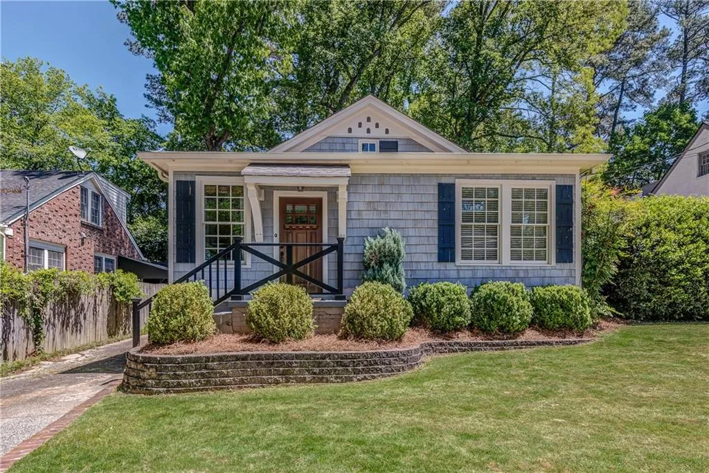 2255 Stephen Long Drive Ne, Atlanta, Georgia 30305, 2 Bedrooms Bedrooms, ,2 BathroomsBathrooms,Residential,Sold,2255 Stephen Long Drive Ne,6005172