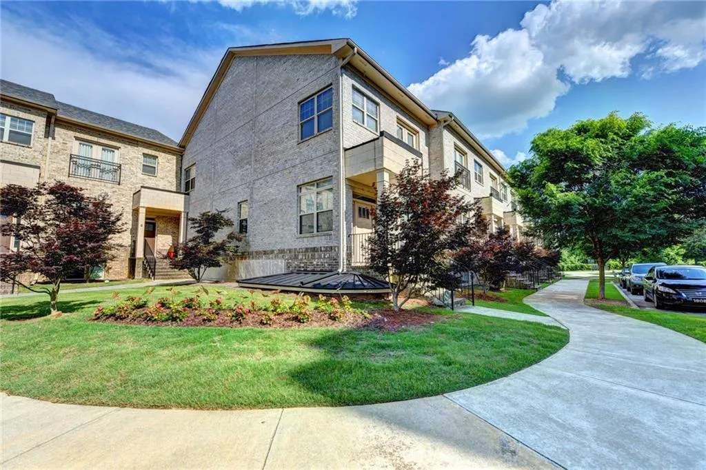 745 Fountainhead Lane Ne Unit 5, Atlanta, Georgia 30324, 3 Bedrooms Bedrooms, ,3 BathroomsBathrooms,Residential,Sold,745 Fountainhead Lane Ne Unit 5,6008334