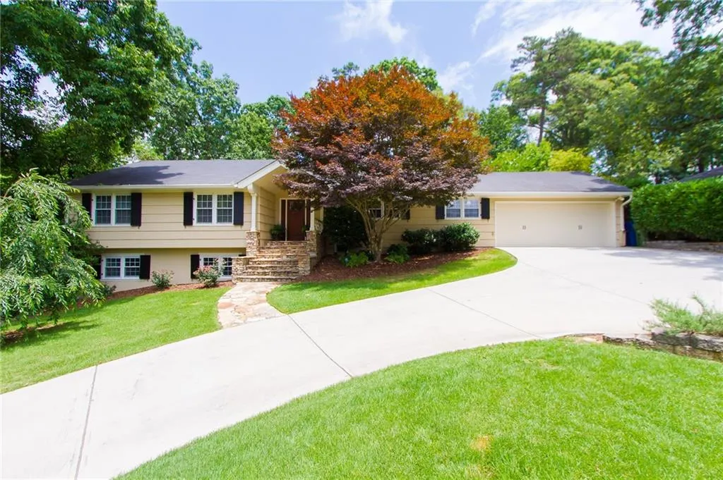 820 Loridans Circle Ne, Atlanta, Georgia 30342, 4 Bedrooms Bedrooms, ,3 BathroomsBathrooms,Residential,Sold,820 Loridans Circle Ne,6018791