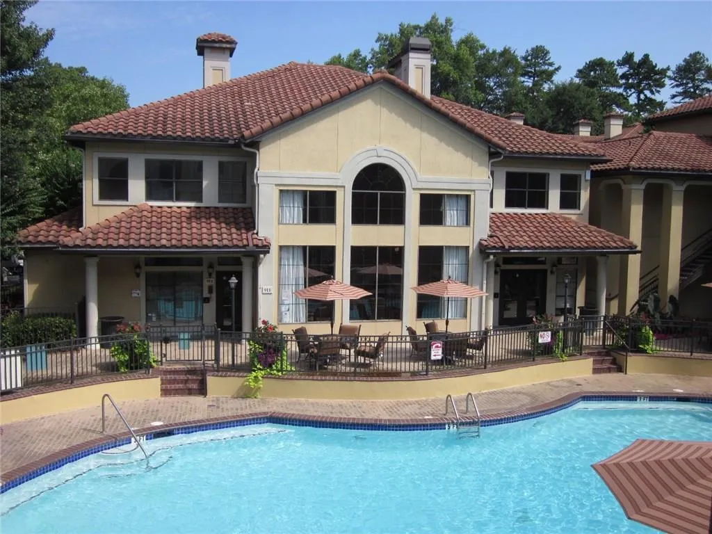 3777 Peachtree Road Ne Unit 434, Brookhaven, Georgia 30319, 1 Bedroom Bedrooms, ,1 BathroomBathrooms,Residential,Sold,3777 Peachtree Road Ne Unit 434,6026338