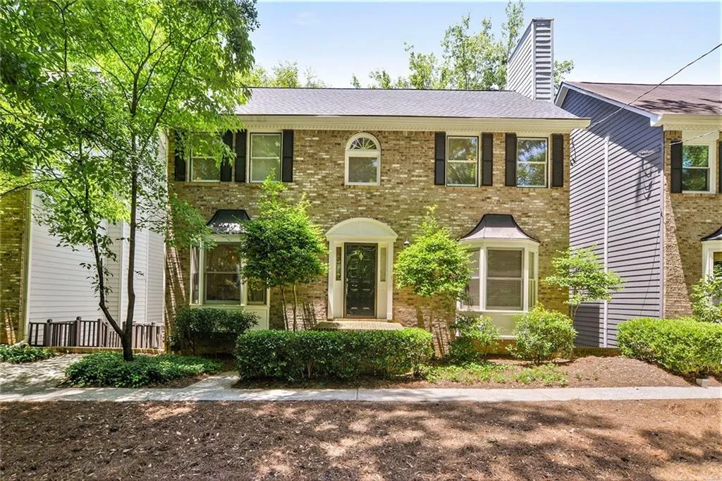2308 Defoors Ferry Road Nw, Atlanta, Georgia 30318, 4 Bedrooms Bedrooms, ,3 BathroomsBathrooms,Residential,Sold,2308 Defoors Ferry Road Nw,6030847