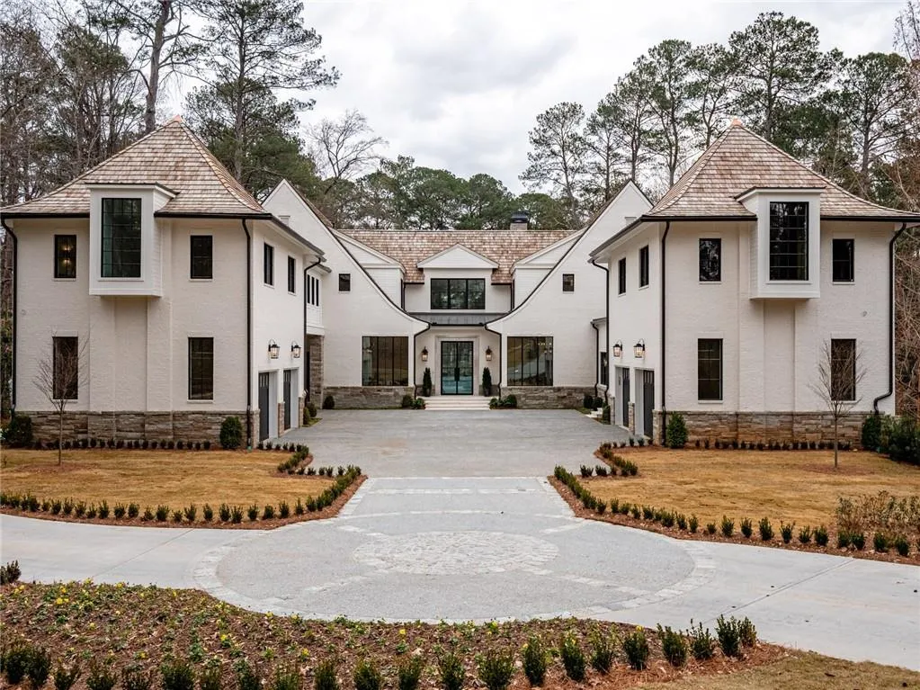 2845 Normandy Drive Nw, Atlanta, Georgia 30305, 6 Bedrooms Bedrooms, ,6 BathroomsBathrooms,Residential,Sold,2845 Normandy Drive Nw,6998371