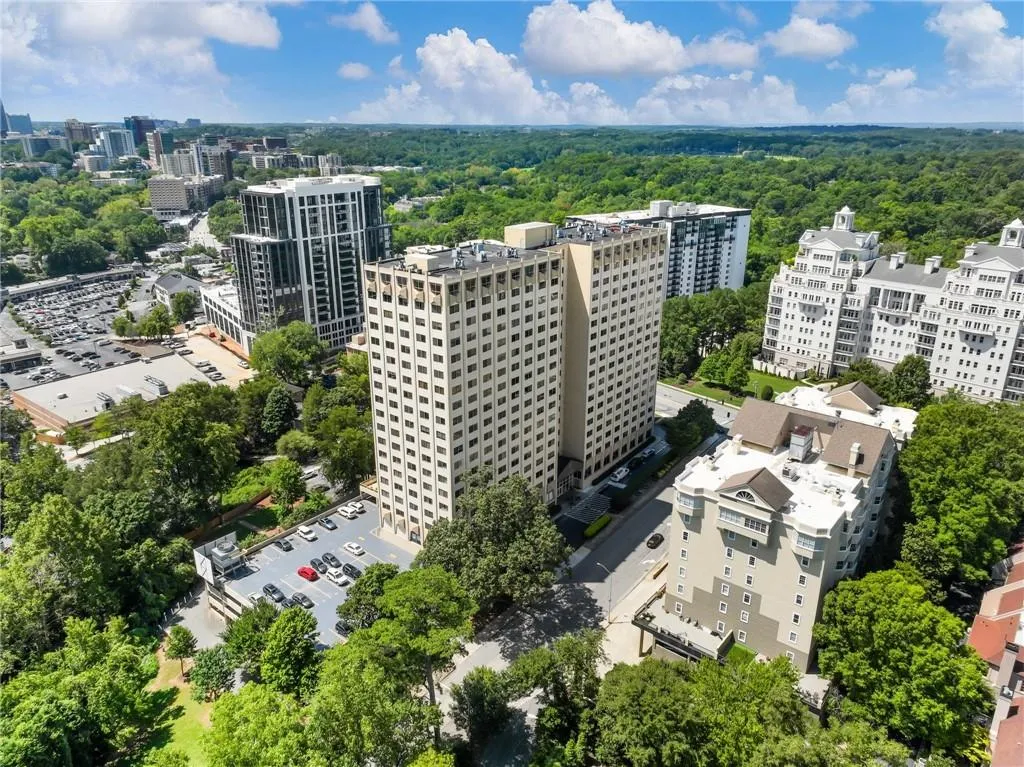 Welcome Home to ParkLane on Peachtree Condominium!