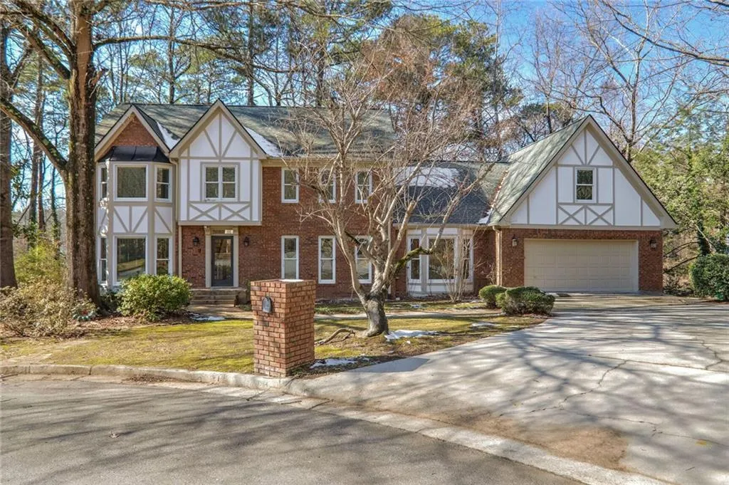3964 Preston Court Ne, Brookhaven, Georgia 30319, 6 Bedrooms Bedrooms, ,5 BathroomsBathrooms,Residential,Sold,3964 Preston Court Ne,7520118