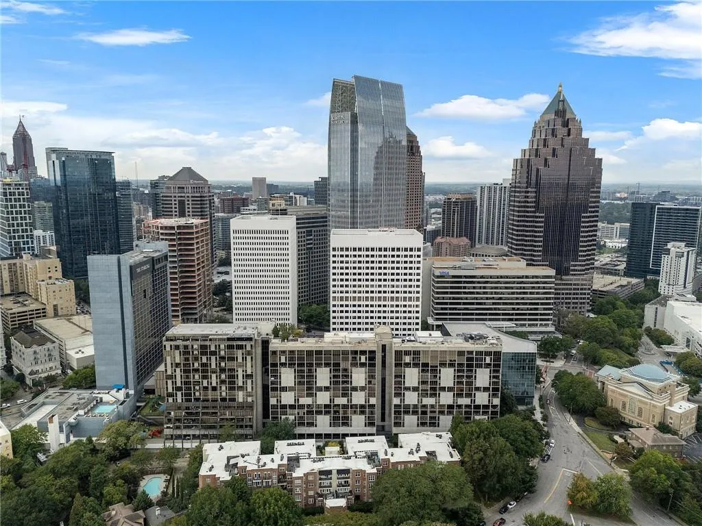 145 15th Street Ne Unit 843, Atlanta, Georgia 30309, 3 Bedrooms Bedrooms, ,3 BathroomsBathrooms,Residential,For Sale,145 15th Street Ne Unit 843,7535615