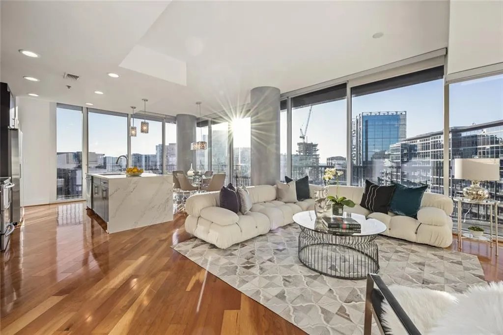 1080 Peachtree St Unit 2011-15.jpg