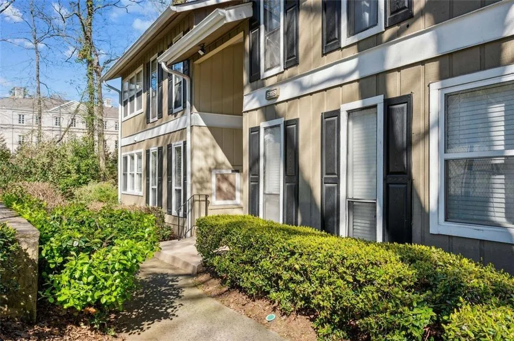 5159 Roswell Road Unit 7, Atlanta, Georgia 30342, 1 Bedroom Bedrooms, ,1 BathroomBathrooms,Residential,For Sale,5159 Roswell Road Unit 7,7548340
