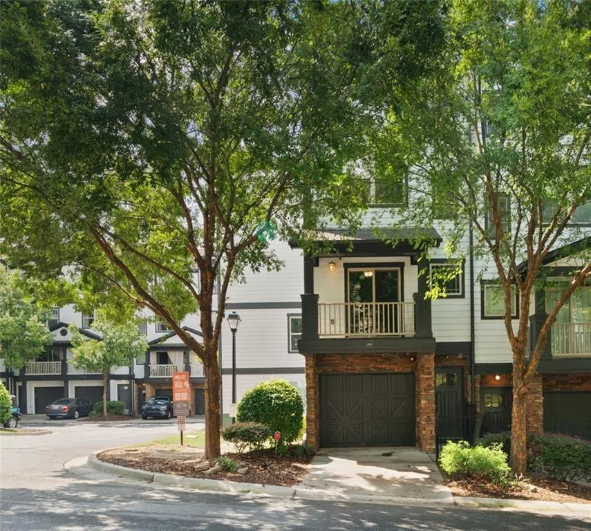 215 Semel Drive Nw Unit 466, Atlanta, Georgia 30309, 2 Bedrooms Bedrooms, ,2 BathroomsBathrooms,Residential,Sold,215 Semel Drive Nw Unit 466,7547502