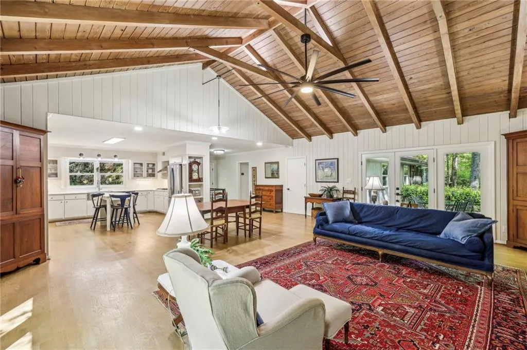 3311 Stillhouse Road Se, Atlanta, Georgia 30339, 4 Bedrooms Bedrooms, ,4 BathroomsBathrooms,Residential,For Sale,3311 Stillhouse Road Se,7560171