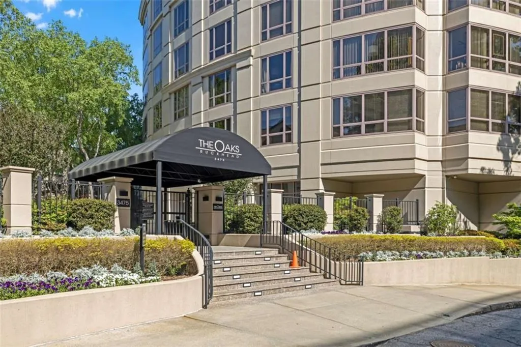 3475 Oak Valley Road Apt 650, Atlanta, Georgia 30326, 1 Bedroom Bedrooms, ,1 BathroomBathrooms,Residential,For Sale,3475 Oak Valley Road Apt 650,7562203