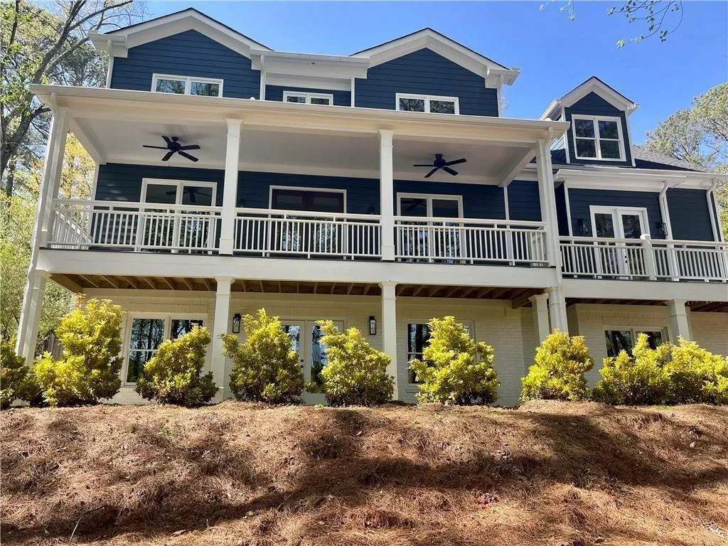 4101 Brookview Drive Se, Atlanta, Georgia 30339, 6 Bedrooms Bedrooms, ,6 BathroomsBathrooms,Residential,For Sale,4101 Brookview Drive Se,7563162