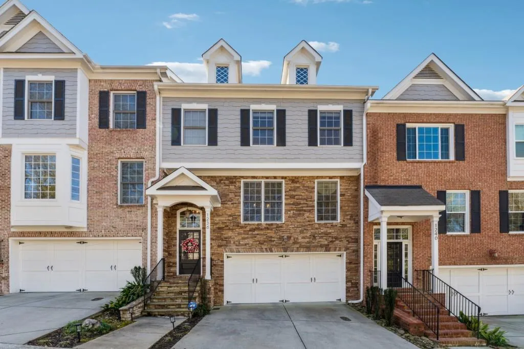 1236 Brickton Drive Nw, Atlanta, Georgia 30318, 3 Bedrooms Bedrooms, ,3 BathroomsBathrooms,Residential,Sold,1236 Brickton Drive Nw,7566923