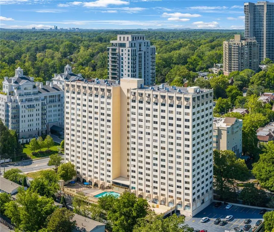 2479 Peachtree Street Ne Unit 1414, Atlanta, Georgia 30305, 2 Bedrooms Bedrooms, ,2 BathroomsBathrooms,Residential,For Sale,2479 Peachtree Street Ne Unit 1414,7567331