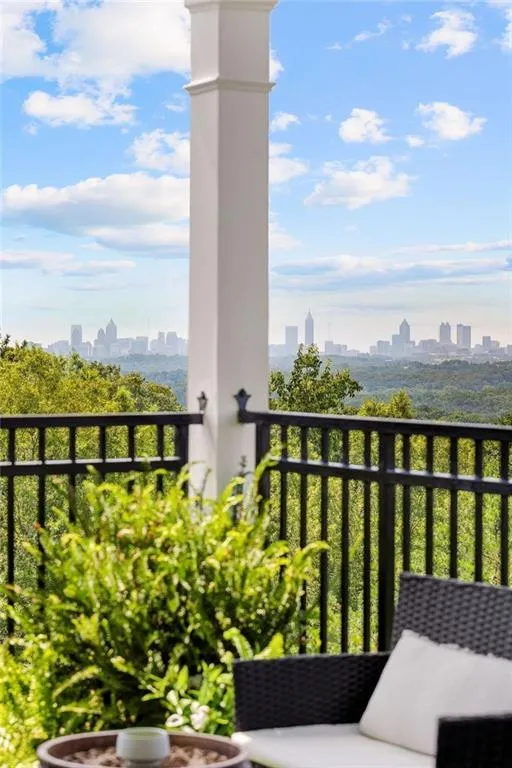 4100 Paces Walk Se Unit 4406, Atlanta, Georgia 30339, 3 Bedrooms Bedrooms, ,2 BathroomsBathrooms,Residential,For Sale,4100 Paces Walk Se Unit 4406,7567683