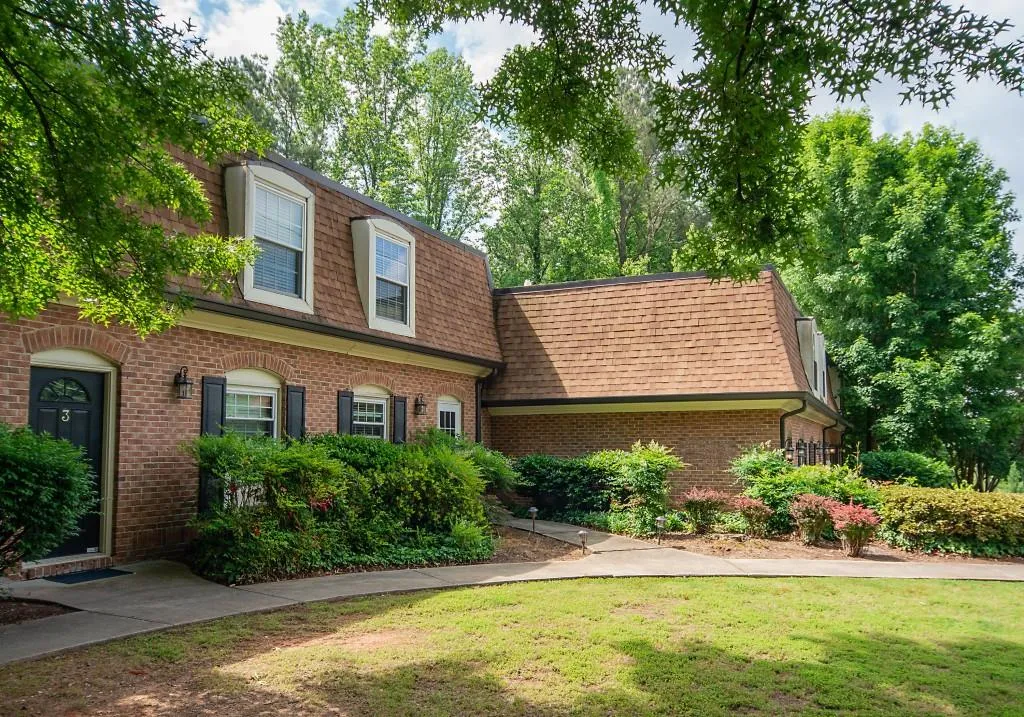 1261 Lavista Road, Atlanta, Georgia 30324, 2 Bedrooms Bedrooms, ,2 BathroomsBathrooms,Residential,For Sale,1261 Lavista Road,7567880