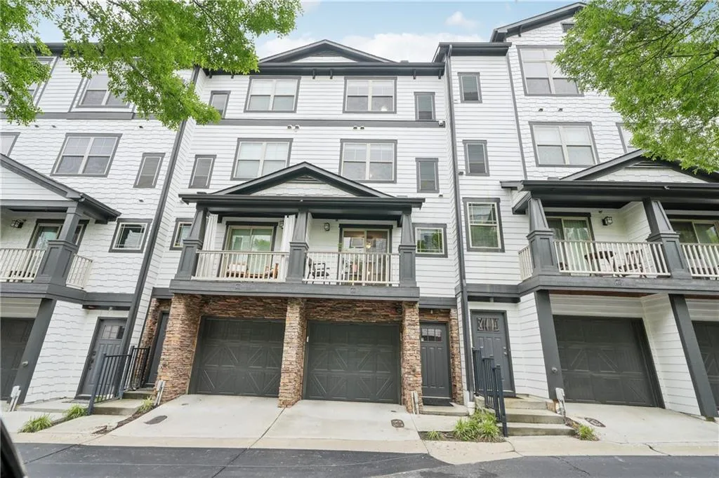 215 Semel Drive Nw Unit 455, Atlanta, Georgia 30309, 2 Bedrooms Bedrooms, ,2 BathroomsBathrooms,Residential,For Sale,215 Semel Drive Nw Unit 455,7565544