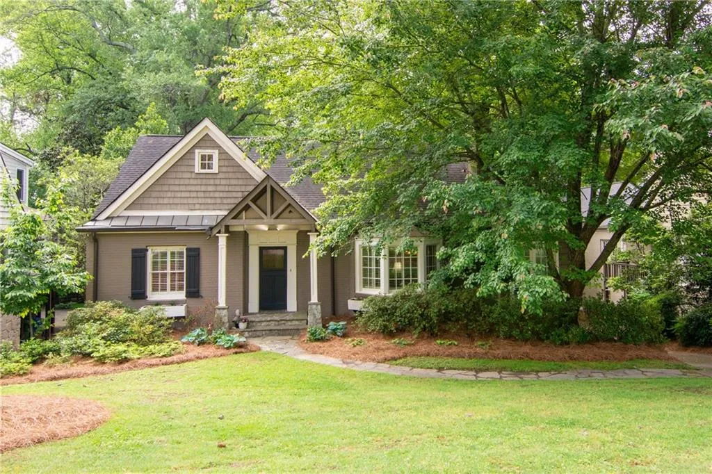 3115 Peachtree Drive Ne, Atlanta, Georgia 30305, 4 Bedrooms Bedrooms, ,4 BathroomsBathrooms,Residential,Sold,3115 Peachtree Drive Ne,7569695