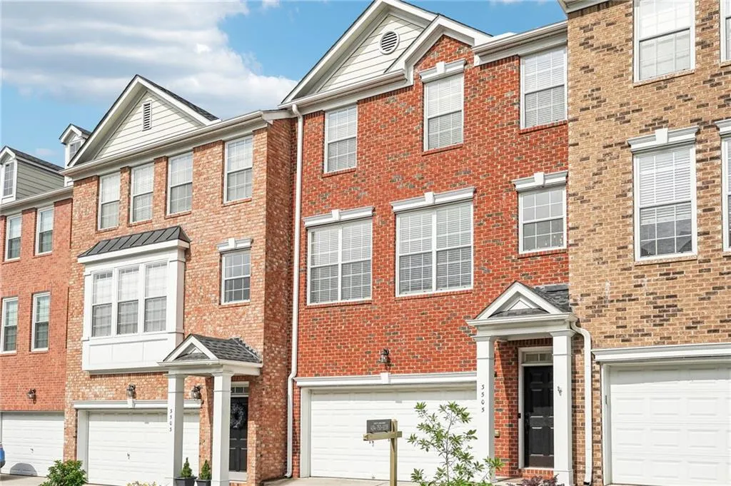 3505 Chattahoochee Summit Lane Se Unit 25, Atlanta, Georgia 30339, 3 Bedrooms Bedrooms, ,3 BathroomsBathrooms,Residential,For Sale,3505 Chattahoochee Summit Lane Se Unit 25,7564130