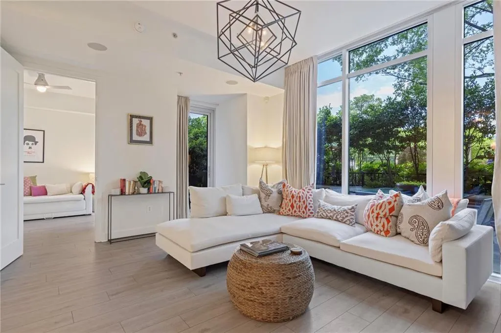1820 Peachtree Street Unit 311, Atlanta, Georgia 30309, 2 Bedrooms Bedrooms, ,2 BathroomsBathrooms,Residential,Sold,1820 Peachtree Street Unit 311,7576708