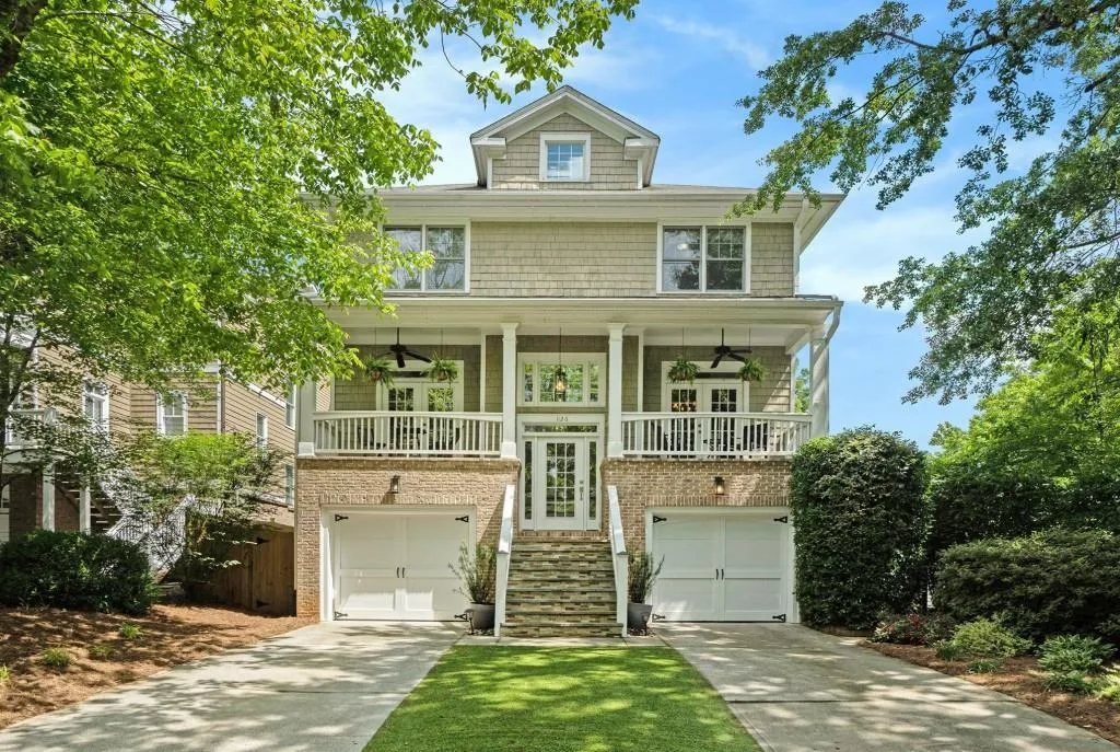 Gorgeously Maintained Craftsman in the Highly Sought-After Lynwood Park Community in Brookhaven!