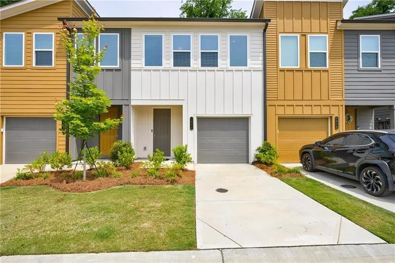 1624 Gunnin Trace Nw, Atlanta, Georgia 30318, 3 Bedrooms Bedrooms, ,2 BathroomsBathrooms,Residential,For Sale,1624 Gunnin Trace Nw,7580032