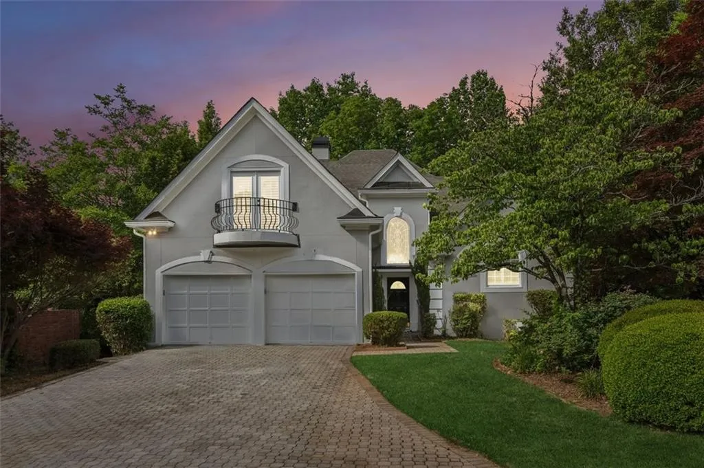 4217 Wieuca Overlook Ne, Atlanta, Georgia 30342, 5 Bedrooms Bedrooms, ,5 BathroomsBathrooms,Residential,For Sale,4217 Wieuca Overlook Ne,7580152