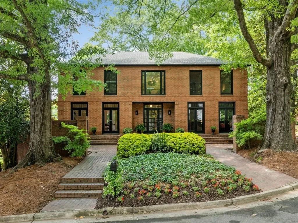 4411 Paces Battle Nw, Atlanta, Georgia 30327, 3 Bedrooms Bedrooms, ,3 BathroomsBathrooms,Residential,For Sale,4411 Paces Battle Nw,7581254