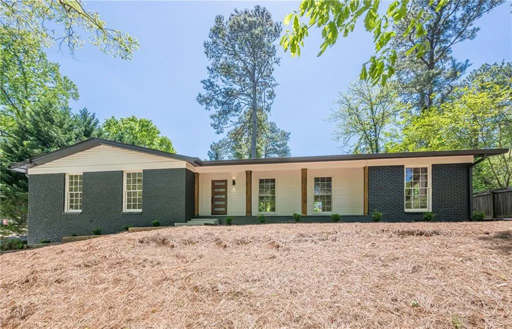 3350 Pine Meadow Road Nw, Atlanta, Georgia 30327, 3 Bedrooms Bedrooms, ,2 BathroomsBathrooms,Residential,For Sale,3350 Pine Meadow Road Nw,7586732